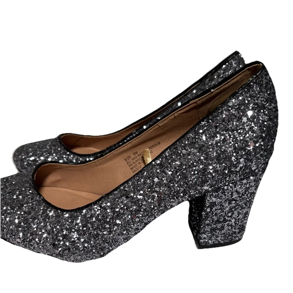 Torrid Sequined Heels Pumps Closed Toe Chunk Heel